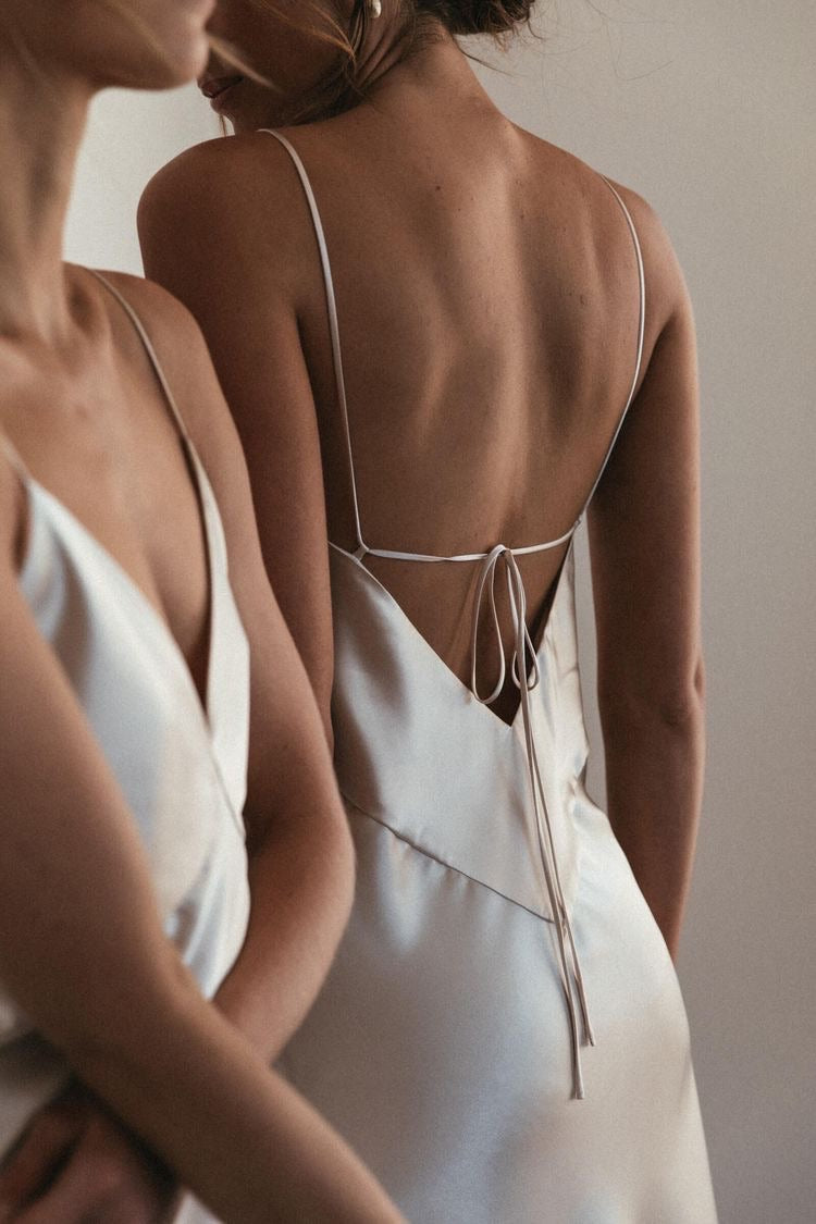 Silk – Bee Lingerie